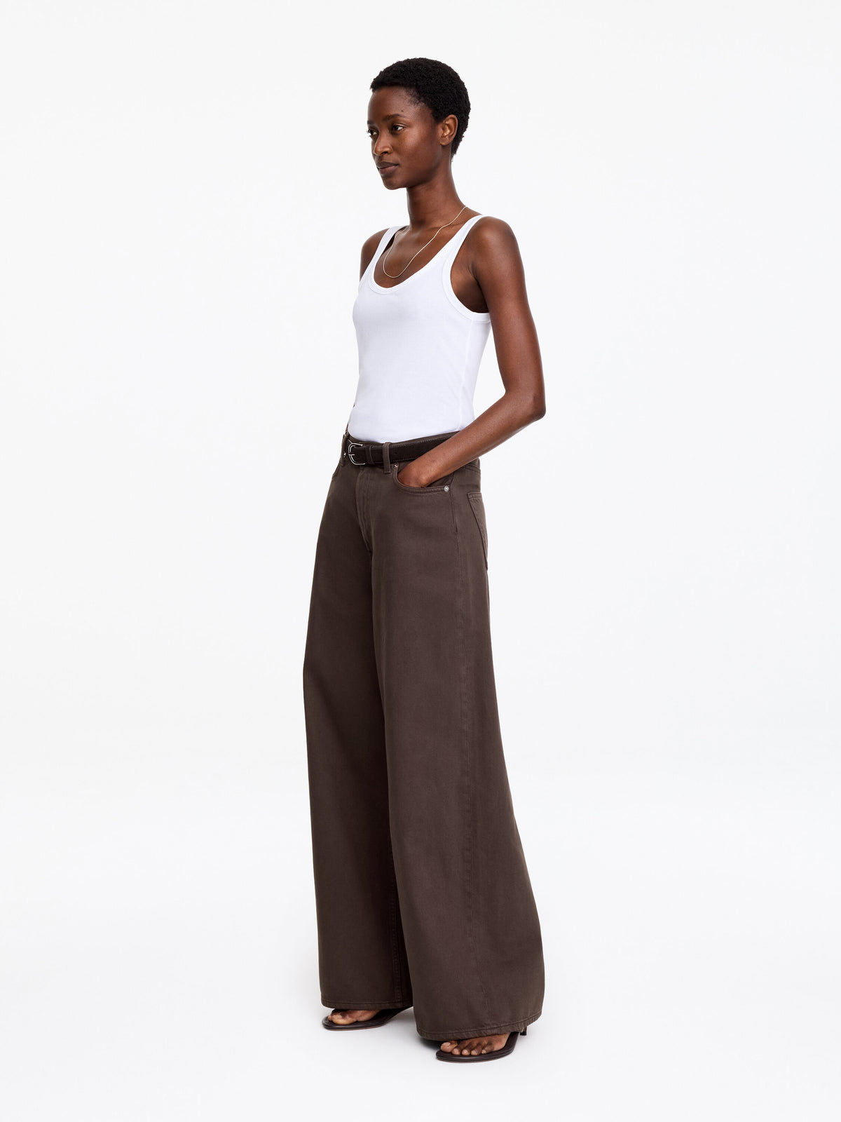 Oversized Wide Jeans - Brown - Image 4