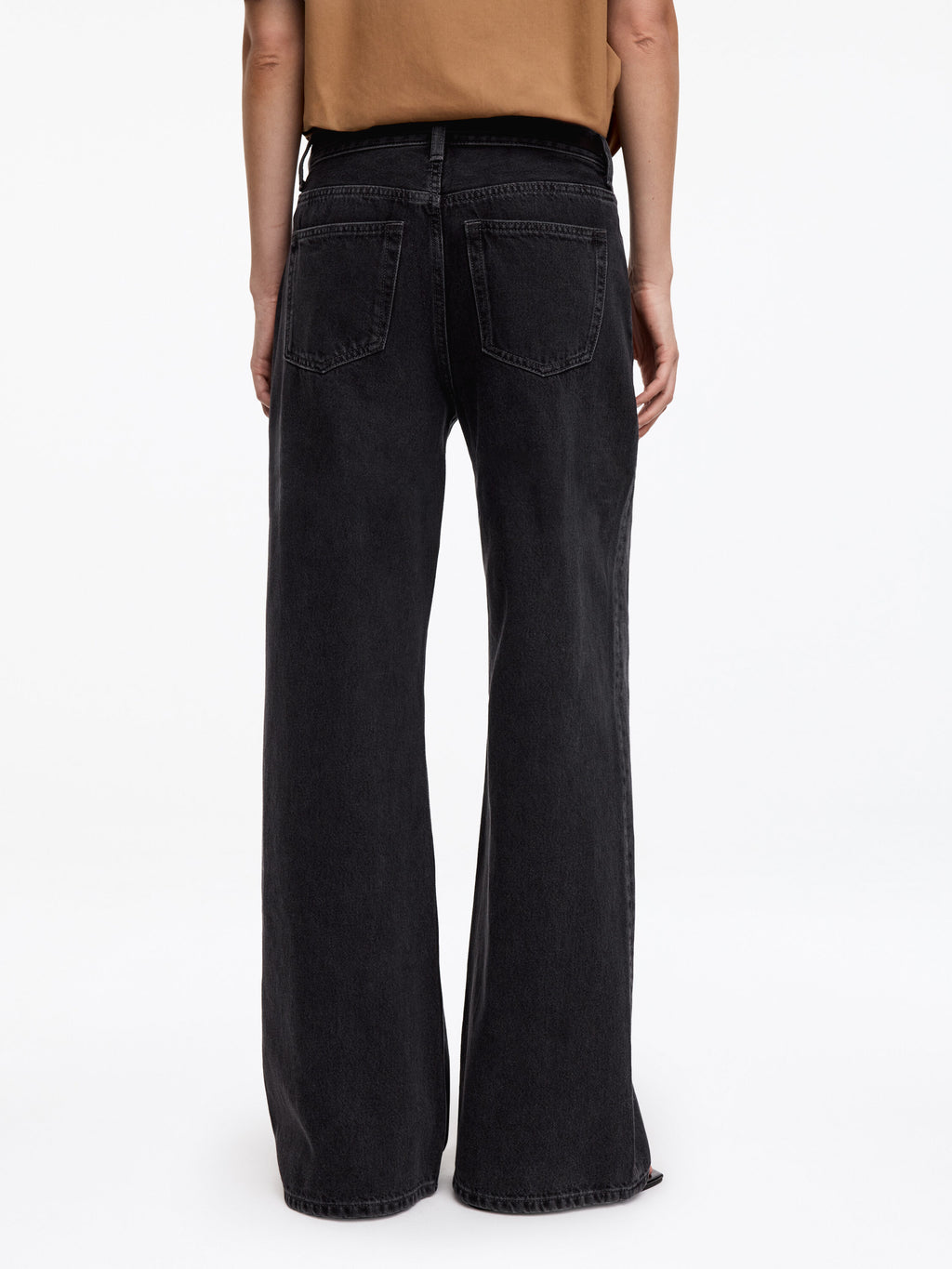 Low Flared Jeans - Black - Image 4