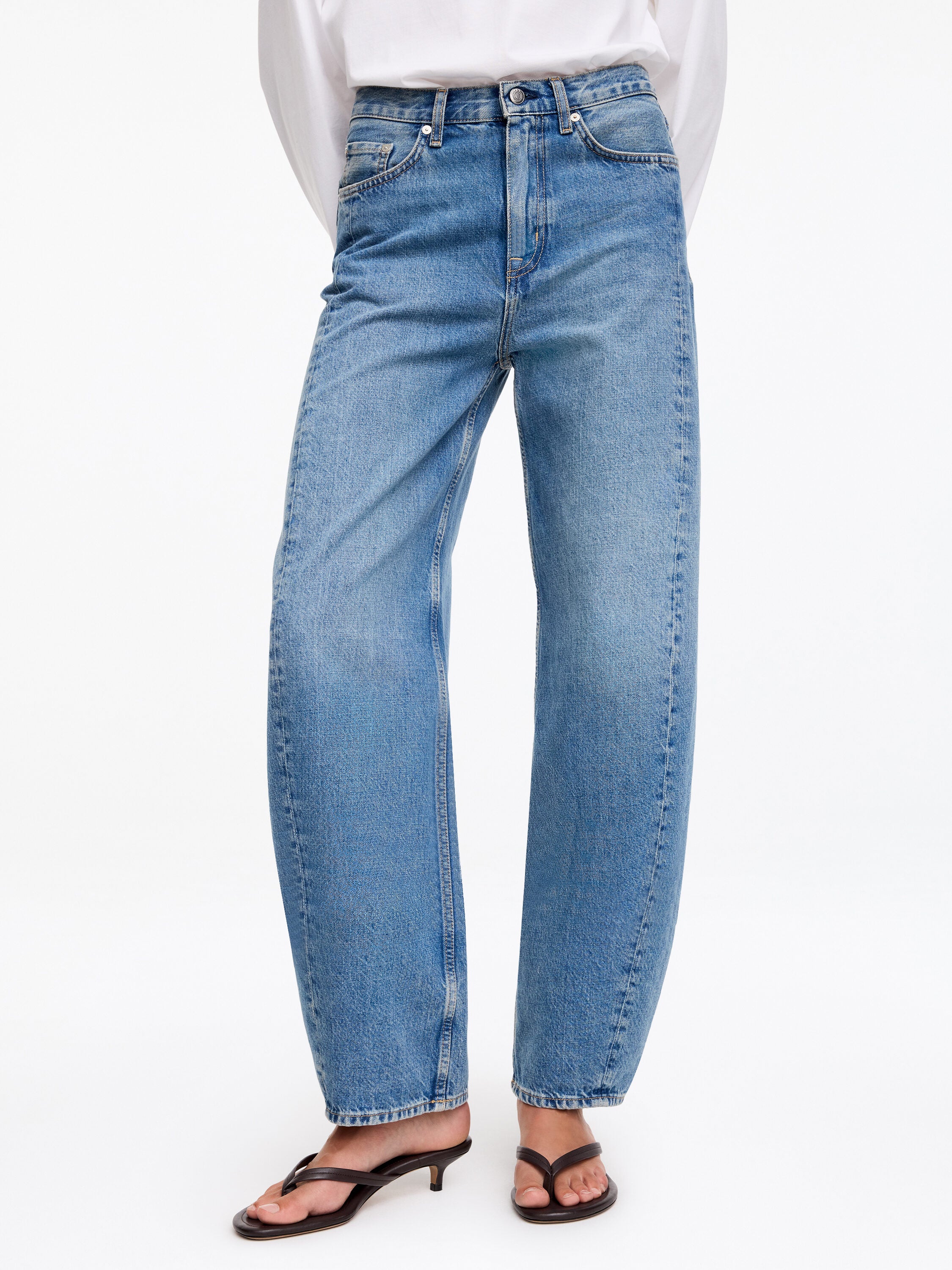 Barrel Jeans - Blue - Image 6