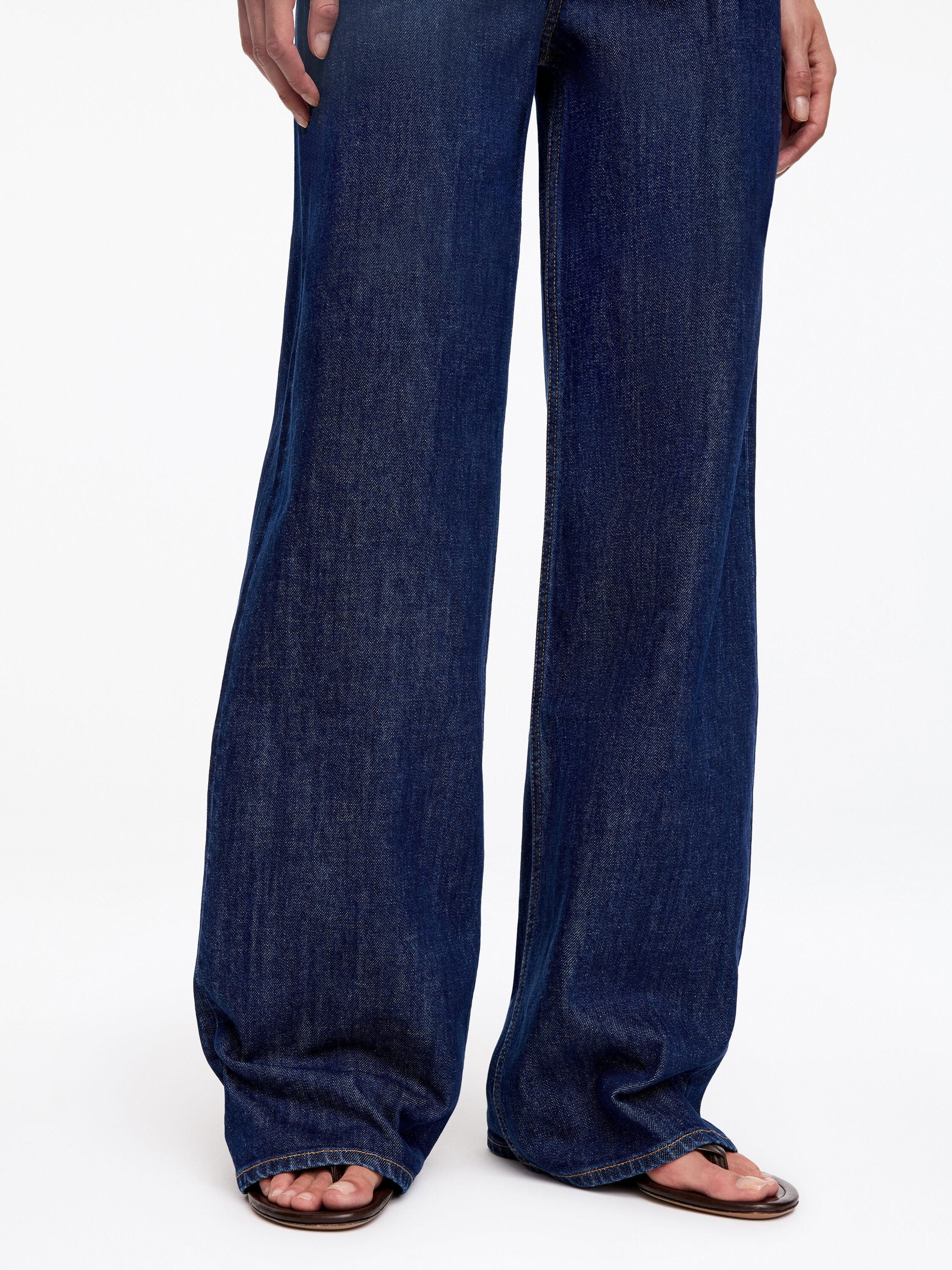 Flared Jeans - Blue - Image 4