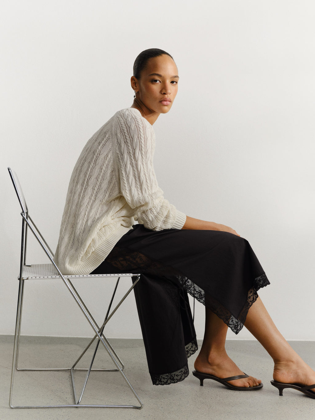 Cable-Knit V-Neck Jumper - White - Image 6
