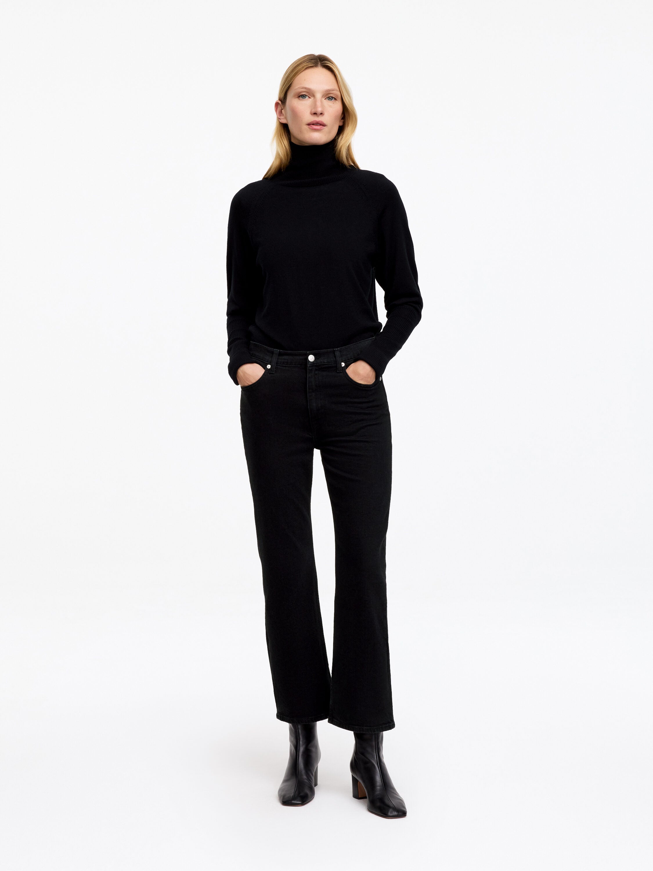 Kick Flare Jeans - Black