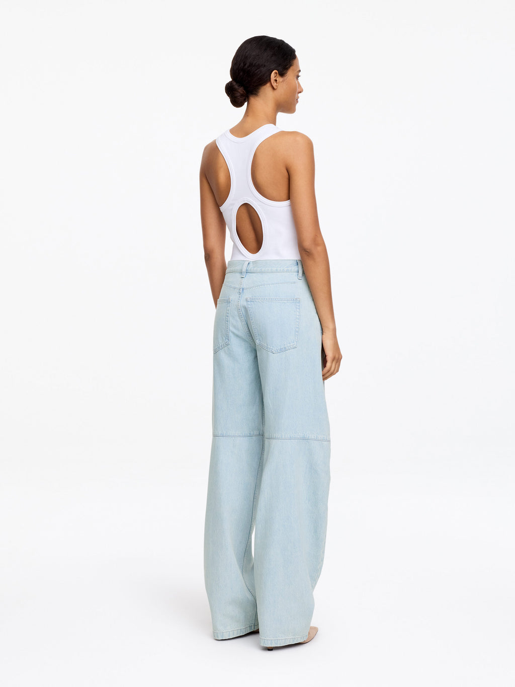 Relaxed Barrel Jeans - Blue - Image 4