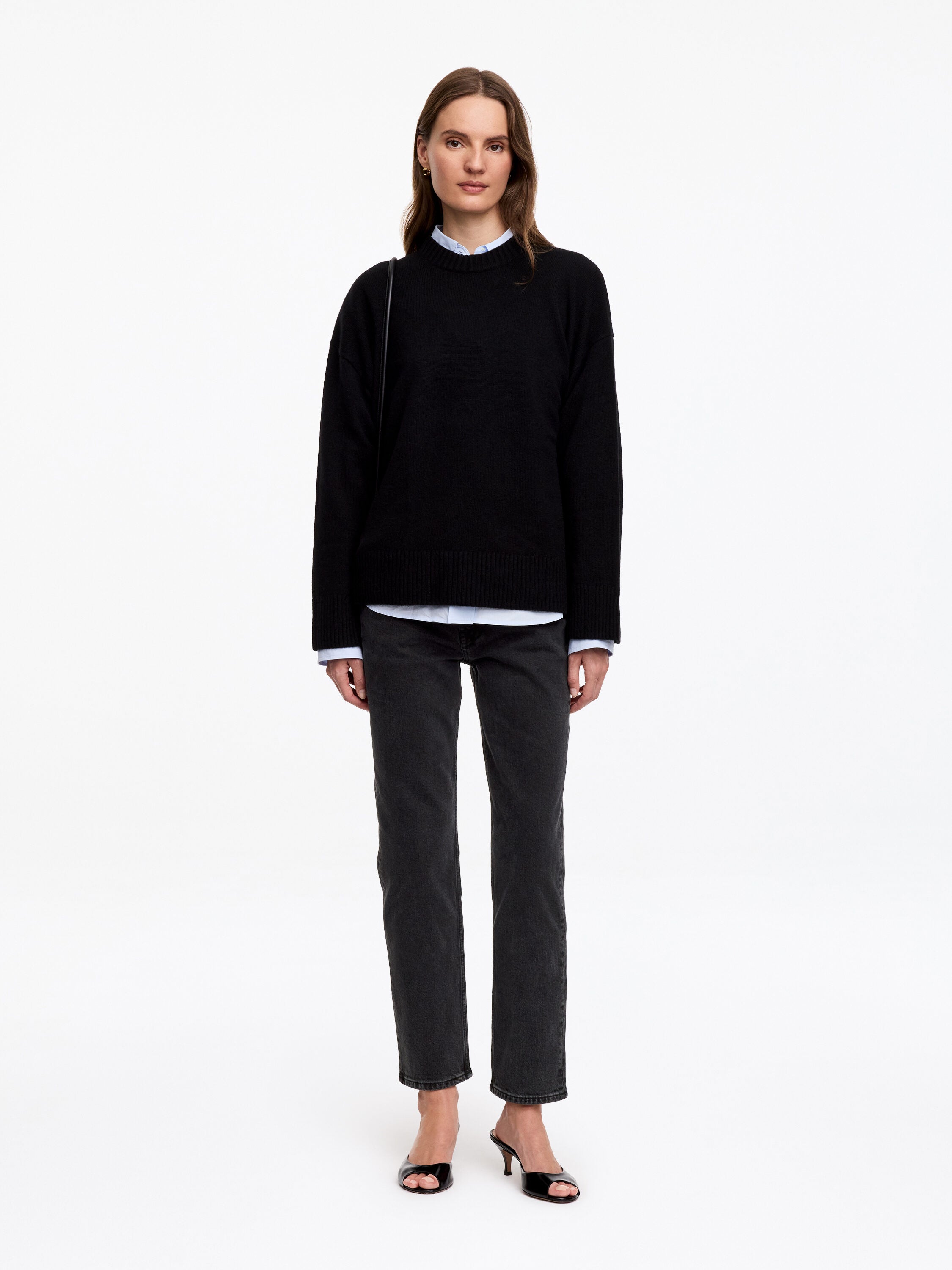Cropped Slim Jeans - Black - Image 5