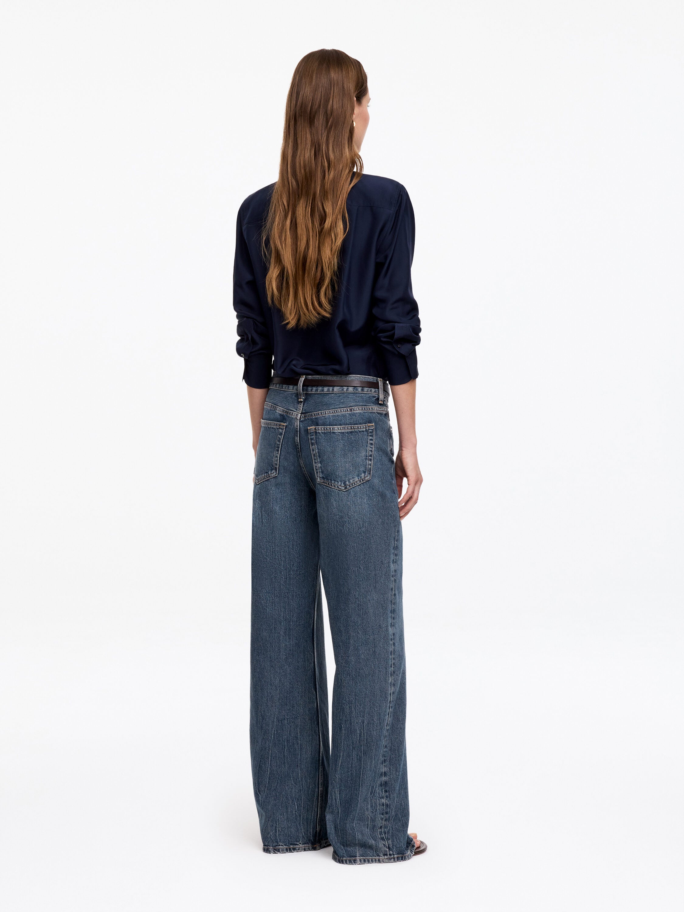 Low Flared Jeans - Blue - Image 3